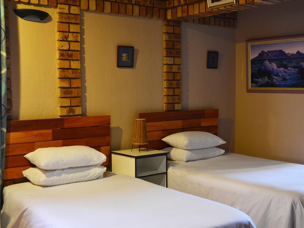 Boga Legaba Guest House & Conference Centre Mafikeng Zewnętrze zdjęcie