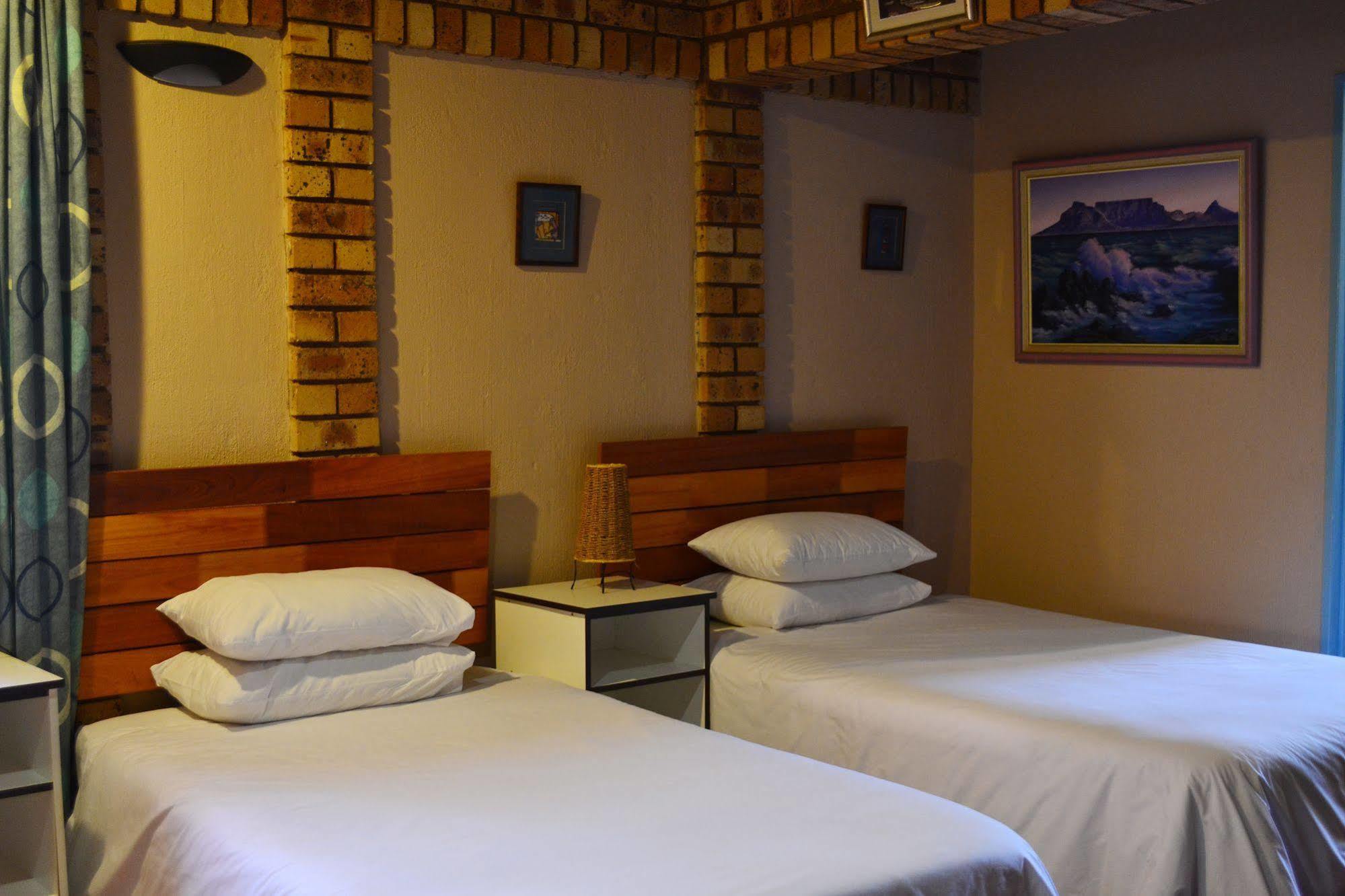 Boga Legaba Guest House & Conference Centre Mafikeng Zewnętrze zdjęcie